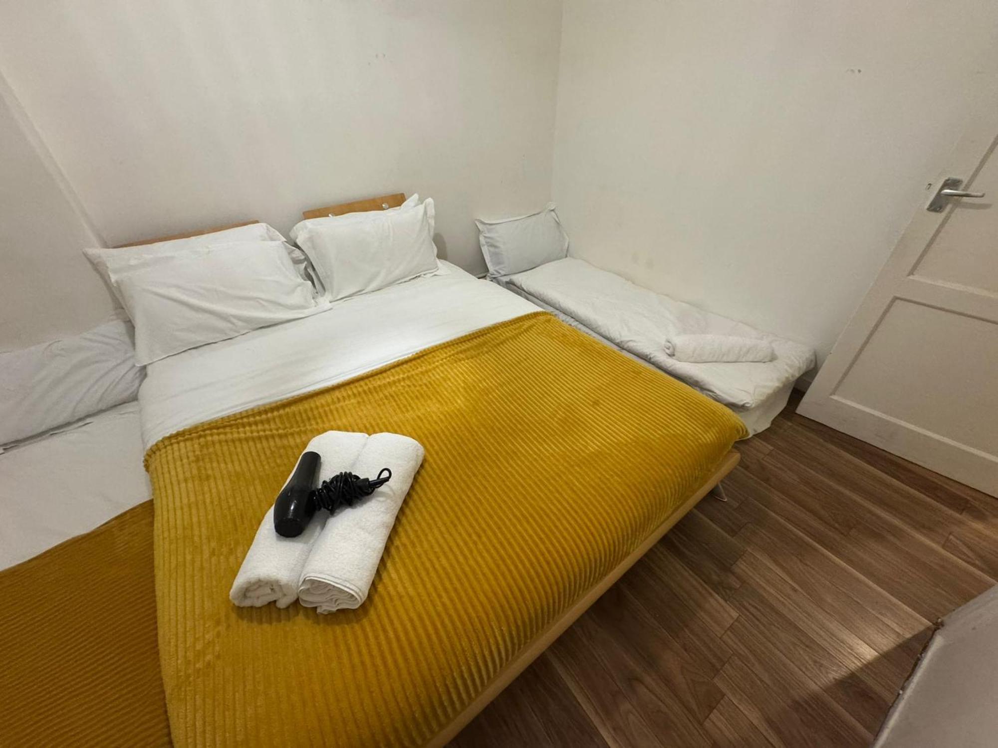 Budget Camden In Guest house